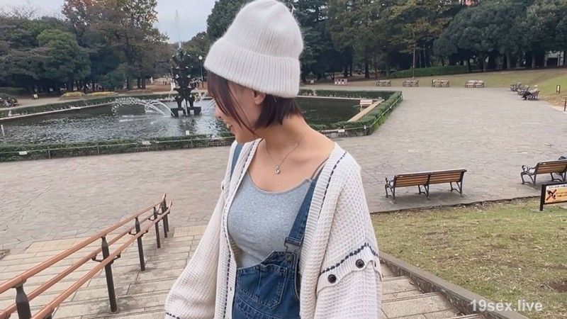★經驗人數僅1人★短髮可愛的「E罩杯」肉感女大學生（20歲）被變態男友的巨根肉棒狂幹小穴
