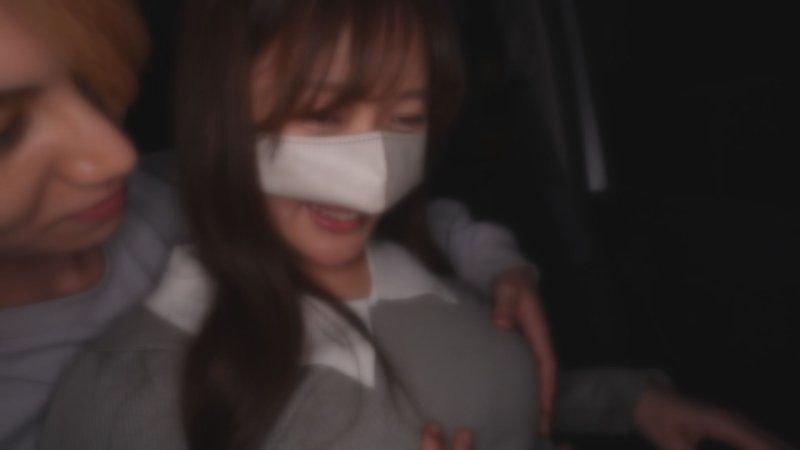 ⭐50％OFF（990日圓OFF）⭐至8/16止⭐【H罩杯美爆乳色氣人妻】被丈夫冷落而乾渴難耐的慾求不滿人妻,在車內為心儀的年輕帥哥口交,引誘他口內射精。隨後更帶往禁忌的家中……