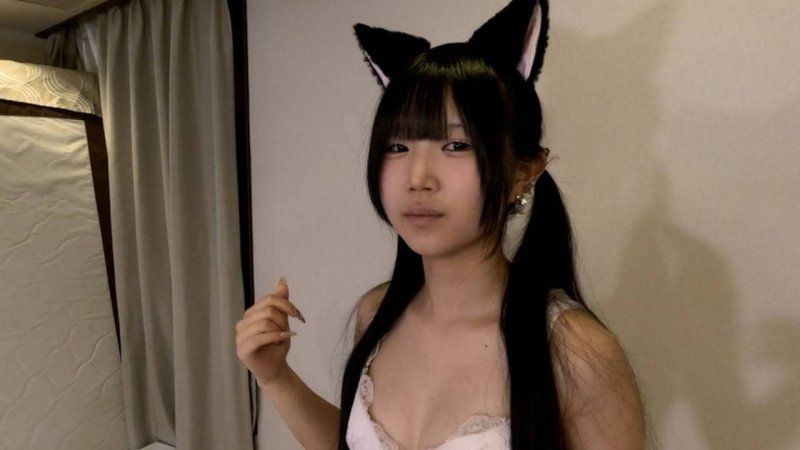 すみれ(18\)かわいいツインテールの３回目撮影。イラマとアナル舐めさせられ、膣に入れられた水をストローで飲まれてしまう。中出し、アナル貫通ATMもしています。