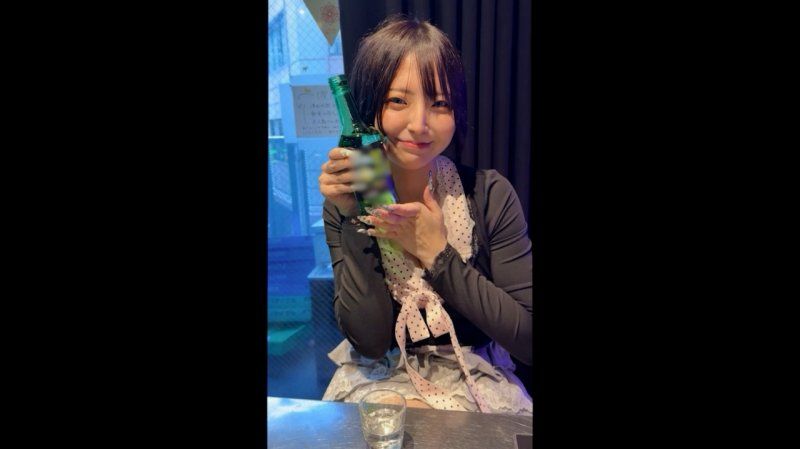 和長得像Pankatan的原宿偶像的Boyish美女進行全套中出密會